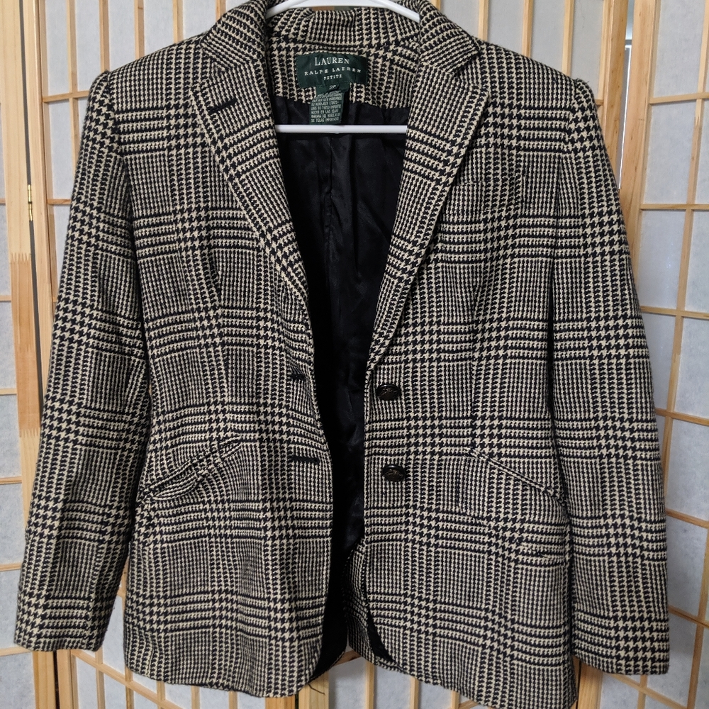 Petite beige and black Ralph Lauren suite